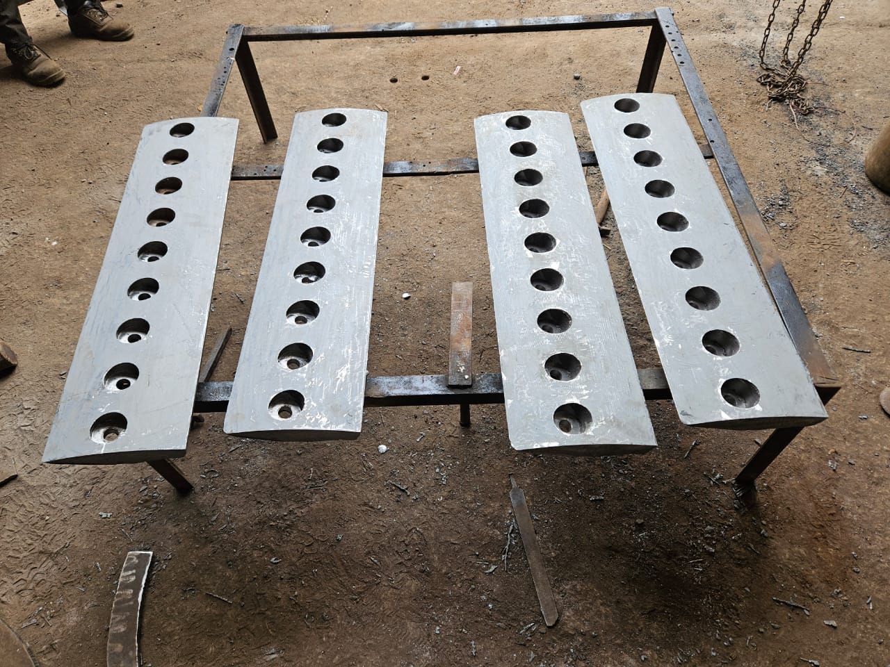 Drum chipper for wood processing