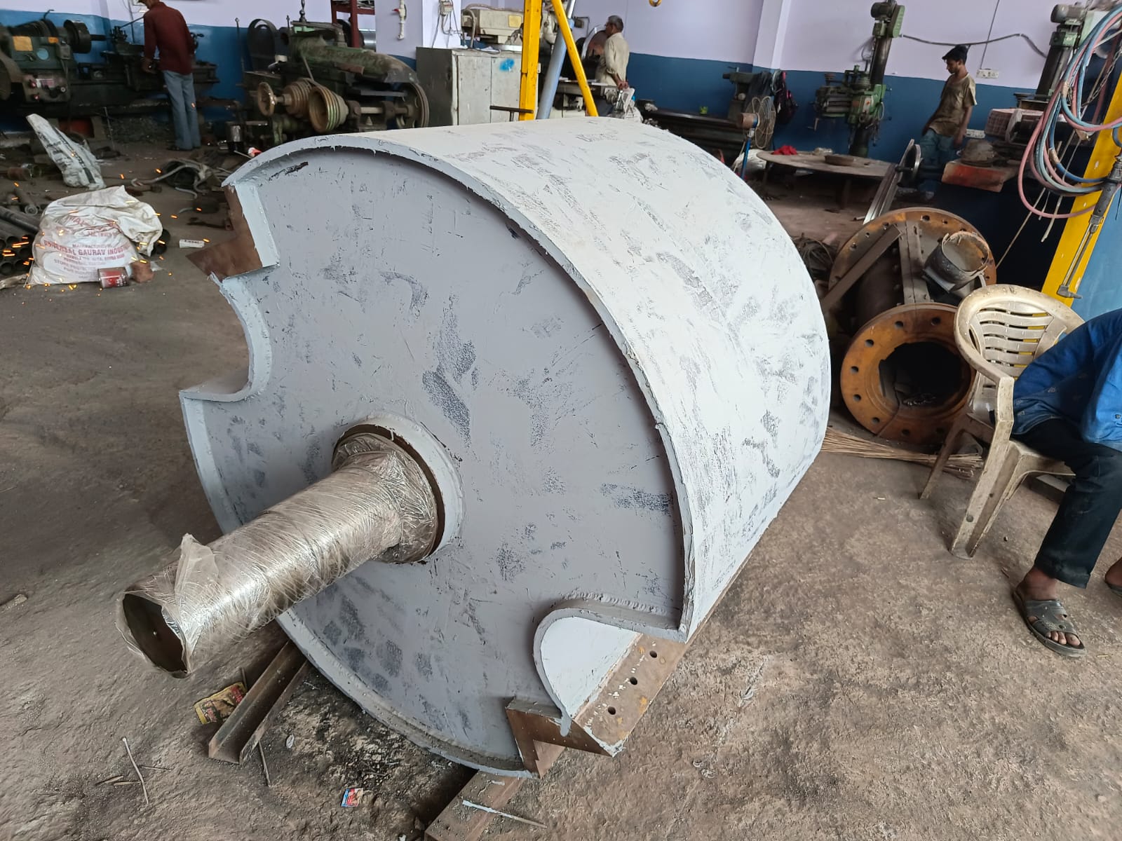 Chipper unit for wood processing
